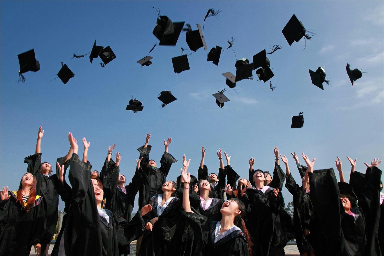 Vancouver Prom & Graduation Limo Service. photo